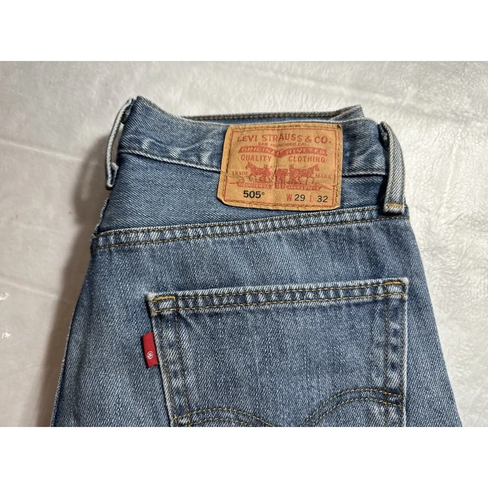 Levis classic levi